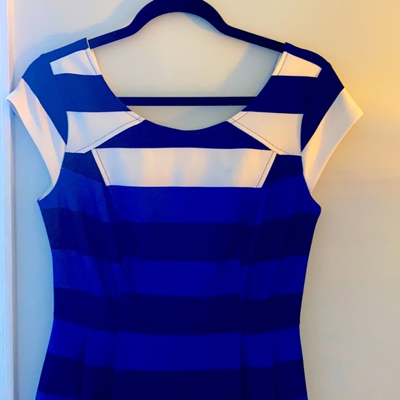 Fun Spring/Summer Dress - Picture 2 of 4